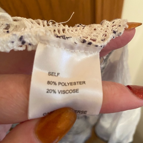 Kamana Women’s Kimono - Picture 3 of 6